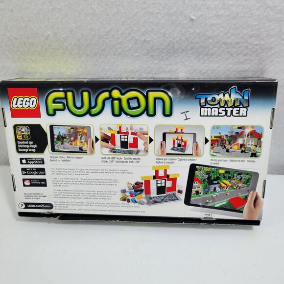 Lego Fusion Town Master #21204  256 Pieces  61225-1M10 - Picture 2 of 3